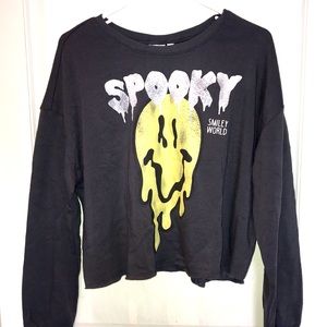 Small crew neck sweatshirt 😊